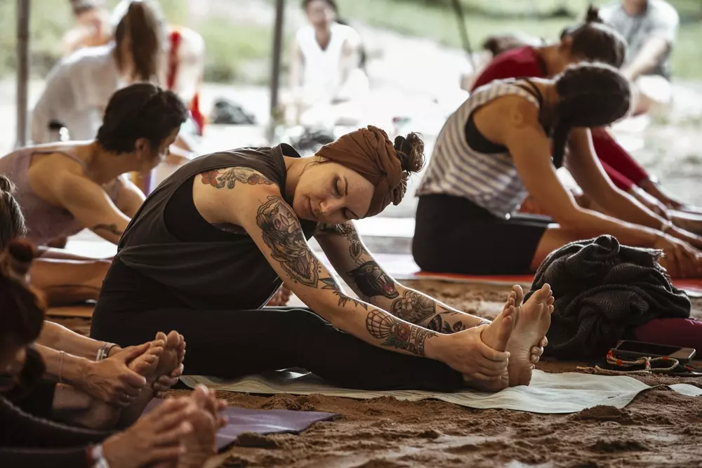 Yoga auf der Wald-Healing