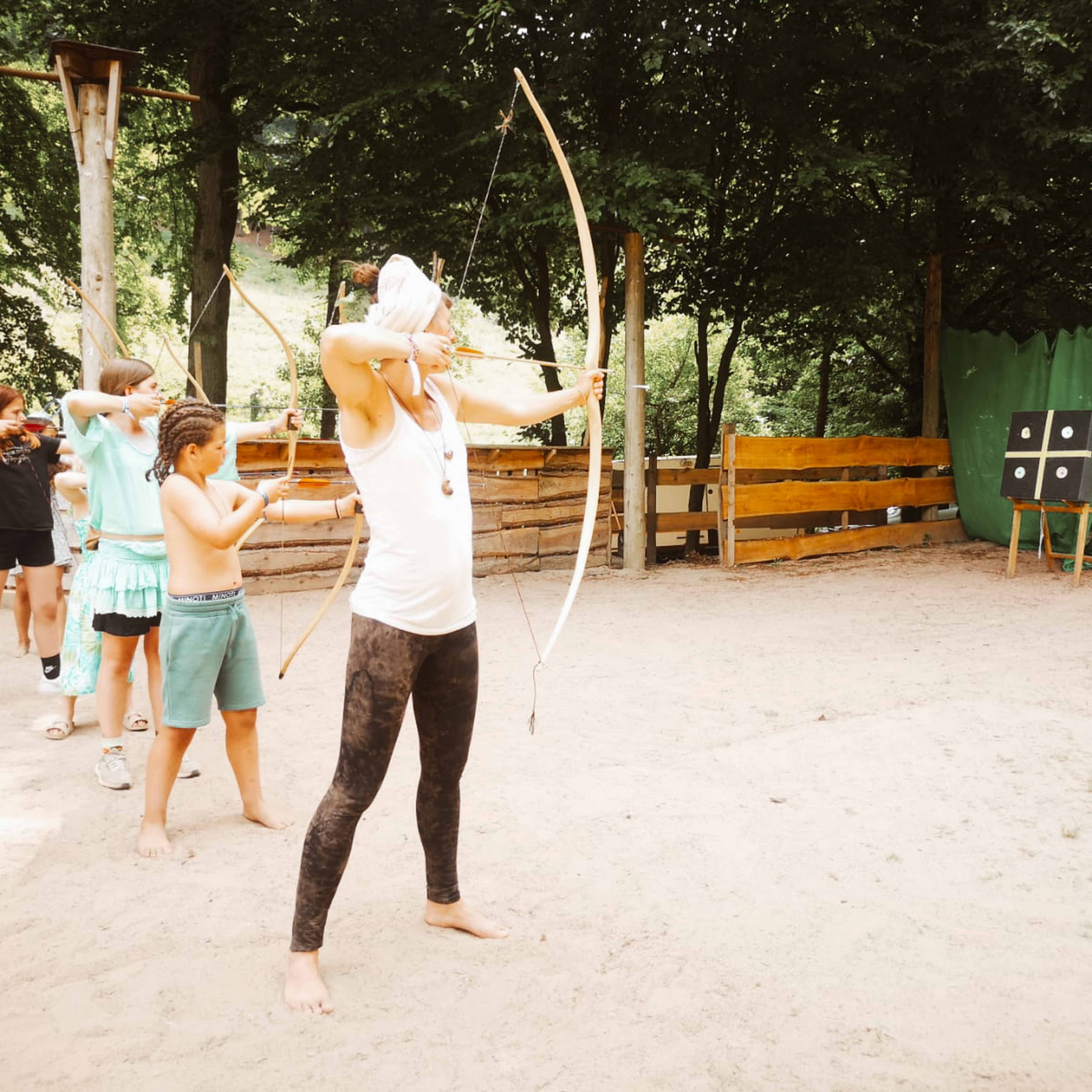 Kinder-Mitmach-Zirkus mit Lana Ebel von Artistikka